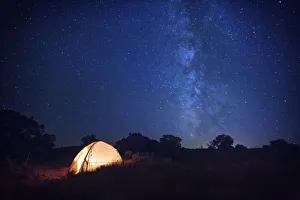 USA, Arizona, campground on Hunts Mesa and Milky Way