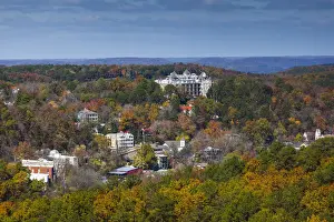 USA, Arkansas, Eureka Springs, Crescent Spring Hotel, elevated view