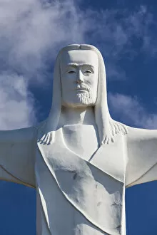 Images Dated 16th January 2013: USA, Arkansas, Eureka Springs, statue of Christ of the Ozarks