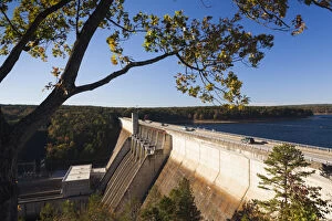 Images Dated 16th January 2013: USA, Arkansas, Heber Springs, Greers Ferry Dam and Lake