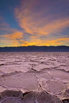 Images Dated 17th June 2015: USA, California, Death Valley National Park, Badwater Basin, crust broken into hexagonal