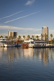 USA, California, Long Beach, Shoreline Village, marina and city view