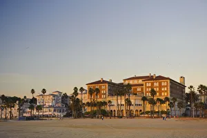 USA, California, Los Angeles, Santa Monica Beach, Beachfront RHotels