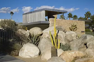 Images Dated 19th May 2009: USA, California, Palm Springs, Kaufman House, b. 1946, architect Richard Neutra