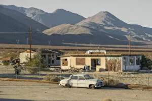 Images Dated 11th January 2022: USA, California, Pearsonville, The Golden Cactus Ghost Town