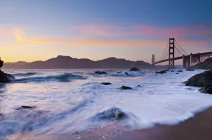USA, California, San Francisco, Golden Gate Bridge from Marshall Beach
