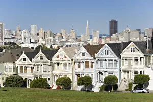 Images Dated 15th June 2009: USA, California, San Francisco, Alamo Square, Victorian Houses