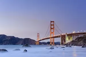 Us A Collection: USA, California, San Francisco, Bakers Beach and Golden Gate Bridge