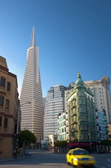 San Francisco Collection: USA, California, San Francisco, TransAmerica Building and Columbus Tower, also known
