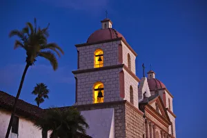 USA, California, Southern California, Santa Barbara, Mission Santa Barbara, dawn
