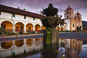 USA, California, Southern California, Santa Barbara, Mission Santa Barbara, dawn