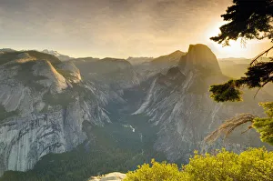 Images Dated 20th June 2011: USA, California, Yosemite National Park, Half Dome from Glacier Point