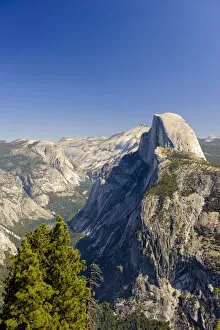 Images Dated 15th June 2009: USA, California, Yosemite National Park, Glacier Point and Half Dome Mountain