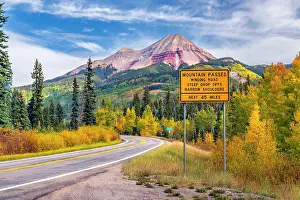 Highways Prints: USA, Colorado, Million Dollar Highway between Silverton and Durango