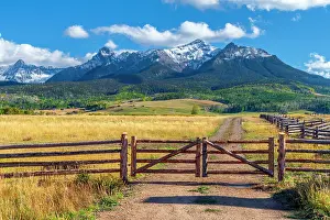 Telluride Prints: USA, Colorado, Telluride, Hastings Mesa