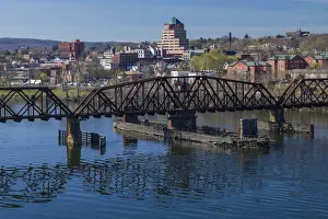 Connecticut Prints: USA, Connecticut, Middletown, elevated town view from the Connecticut River