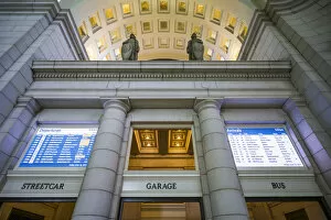 USA, District of Columbia, Washington, Union Station, main concourse, train schedules