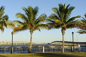 USA, Florida, Charlotte County, Punta Gorda, bridge over Peace river