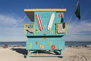 Images Dated 23rd May 2013: USA, Florida, Miami Beach, South Beach, colorful lifeguard tower