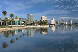 USA, Florida, Saint Petersburg, Skyline, Tampa Bay
