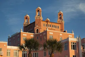 USA, Florida, St. Petersburg Beach, Don Cesar resort hotel