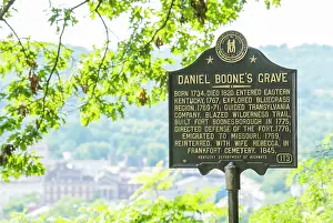Burial Place Prints: USA, Frankfort, Kentucky, Blue Grass Region