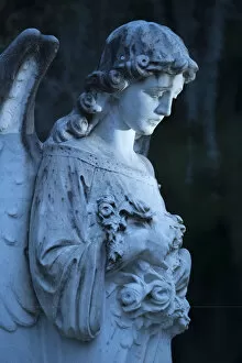 Images Dated 10th March 2015: USA, Georgia, Savannah, Bonaventure Cemetery, angel