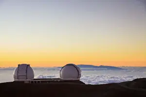 Telescopes Prints: USA, Hawaii, The Big Island, Mauna Kea Observatory (4200m), W. M. Keck Observatory
