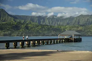 North Shore Prints: USA; Hawaii; Hawaiian; Island; Kauai; Na Pali Coast, Hanalei Beach