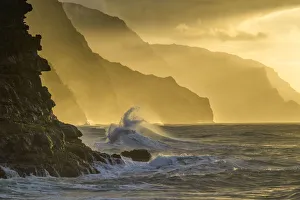 <b class=qtipBold><figcaption>USA, Hawaii, Kauai, Na Pali Coast</figcaption></b><br><em>© Christian Heeb/ AWL Images</em> USA, Hawaii, Kauai, Na Pali Coast