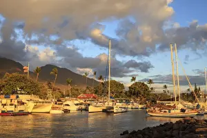 Historic Town Prints: USA, Hawaii, Maui, Lahaina, Lahaina Historic Harbour