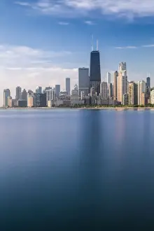 USA, Illinois, Chicago, City skyline and Lake Michigan