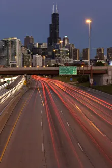 USA, Illinois, Midwest, Cook County, Chicago, Kennedy Freeway at night