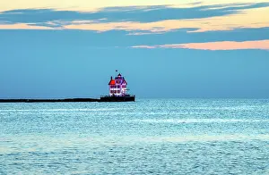 Mid West Prints: USA, Lorain, Ohio, Lake Erie, Lorain Lighthouse