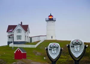 Images Dated 7th December 2009: USA, Maine, Cape Neddick, Cape Neddick (The Nubble) Lighthouse