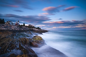 USA, Maine, Pemaquid Peninsular, Pemaquid Point Lighthouse