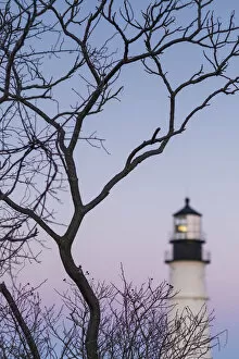 Images Dated 4th January 2017: USA, Maine, Portland, Cape Elizabeth, Portland Head Light, lighthouse, dusk, defocussed