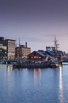 USA, Massachusetts, Boston, Boston Tea Party Museum, Fort Point Channel, dusk