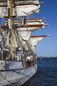 Images Dated 20th November 2009: USA, Massachusetts, Boston, Sail Boston Tall Ships Festival, Dutch barque Europa