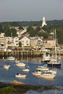 Images Dated 15th October 2008: USA, Massachusetts, Cape Ann, Rockport, Rockport harbour