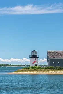Coastal Town Prints: USA, Massachusetts, Cape Cod, Mid Cape, Hyannis, Hyannis Harbor Light