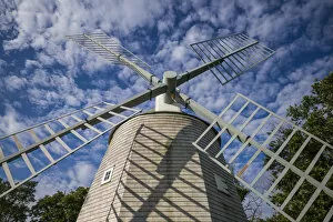 USA, Massachusetts, Cape Cod, Orleans, old windmill