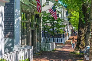 Shopper Prints: USA, Massachusetts, Nantucket, Nantucket Town, Federal Street