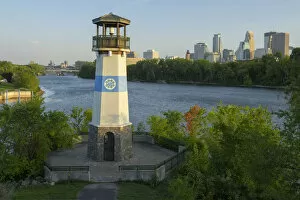 Images Dated 19th October 2015: USA, Midwest, Minnesota, Minneapolis, boom island lighthouse