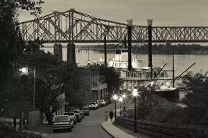 Images Dated 14th January 2010: USA, Mississippi, Natchez, Natchez Under the Hill, former red-light area, with Isle