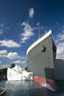 Images Dated 7th April 2008: USA, Missouri, The Ozarks, Branson, Titanic Museum