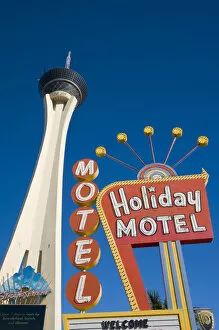 Images Dated 7th April 2009: USA, Nevada, Las Vegas, Stratosphere and Holiday Motel
