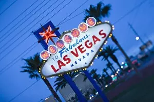 Nevada Collection: USA, Nevada, Las Vegas, Welcome to Fabulous Las Vegas Sign, defocussed