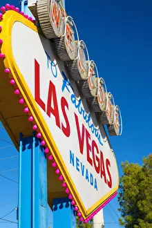 Welcome Sign Prints: USA, Nevada, Las Vegas, Welcome To Fabulous Las Vegas Sign