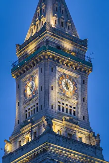 USA, New England, Massachusetts, Boston, Customshouse Tower, dusk